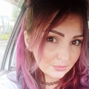 Meet your Posher, Kirsten maria